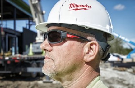 Milwaukee Tinted Lens Safety Glasses